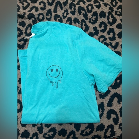 Graphic T/Shirt - Picture 2 of 2